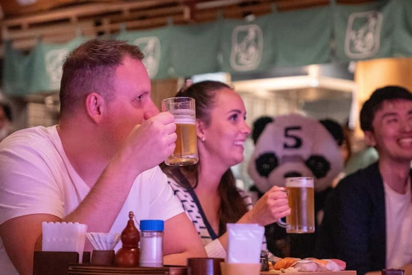 Bon Dance IZAKAYA in Shinjuku, Tokyo - Small group size and practical details