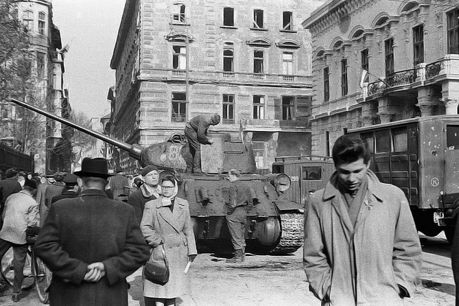 Born Under The Red Star - Communist tour with Coffee in a Retro Bar - Why this Budapest walk is different