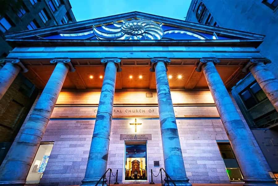 Boston: Boos and Brews Haunted Pub Crawl - Granary Burying Ground gives the tour a proper finish