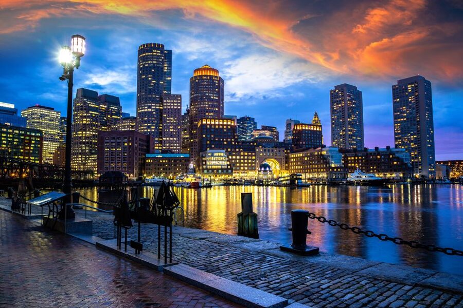 Boston: Haunted Pub Crawl of Historic Pubs and Taverns - Historic pubs, taverns, and the drinks you buy