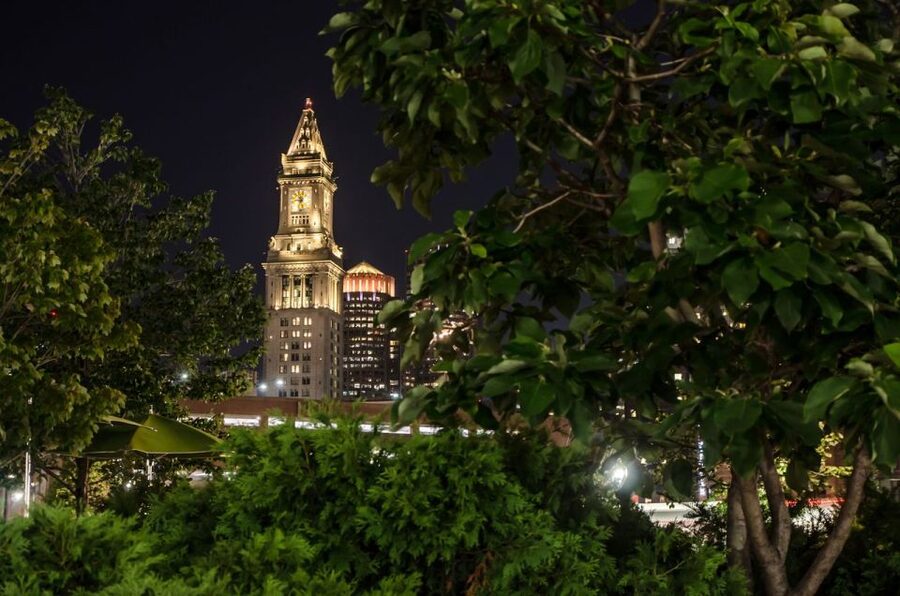Boston: Haunted Pub Crawl of Historic Pubs and Taverns - Boston’s Revolutionary story comes first