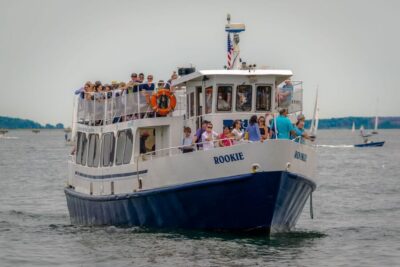 Historic Pubs Walking & Ferry, Food & Drink Tour