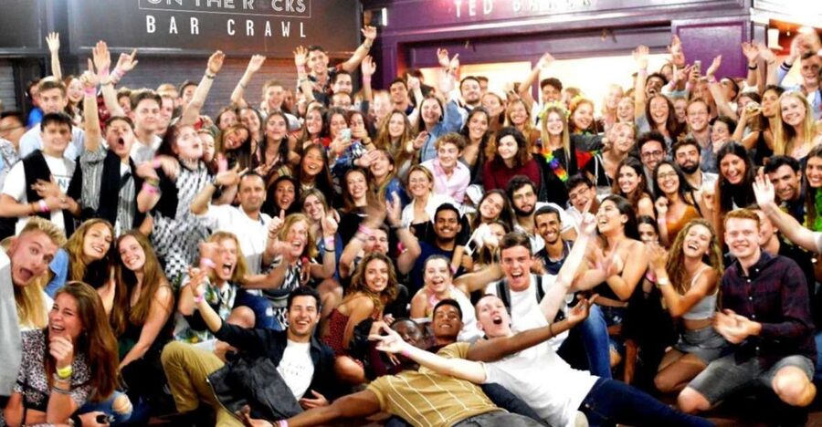 Brighton Bar Crawl: 5+ Venues, Free Shots, Free Club Entry - Starting at Fitz Regent at 19:30