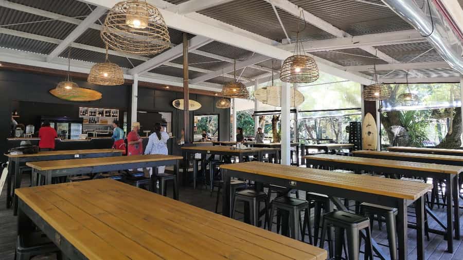 Brisbane: Island Pub Crawl with Lunch and High-Speed Boat - Key points at a glance