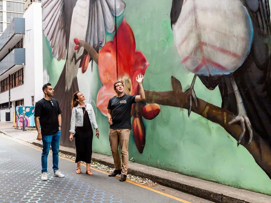 Brisbane: Small Bars and Street Art Tour with a Drink - Thursday route: from the city to West End