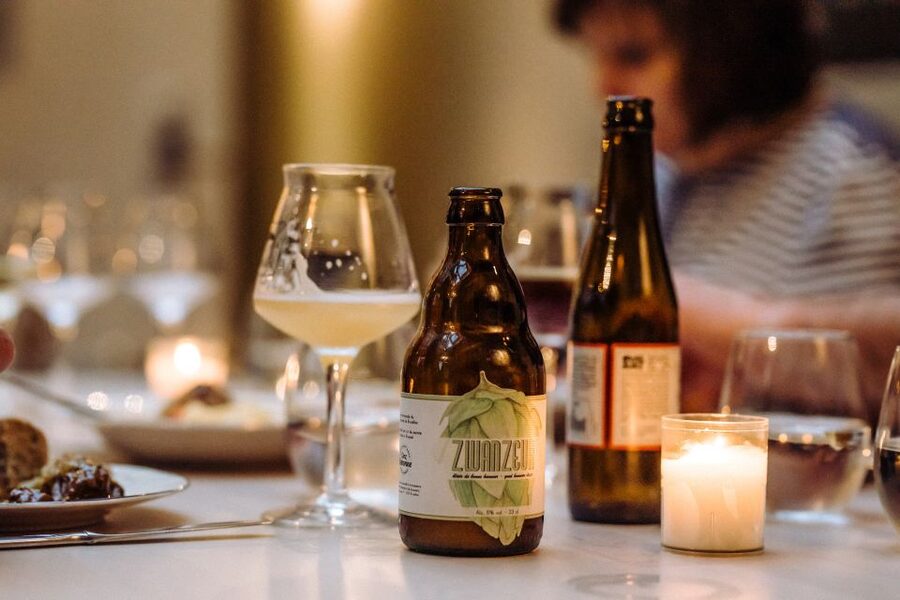 Brussels: Private Beers, Bars, and Live Music Tour by Night - Starting beside the water at Quai aux Briques