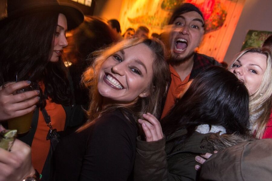 Brussels: Pub Crawl and Nightlife Party Experience - Starting at 9:30pm with a JagerBomb
