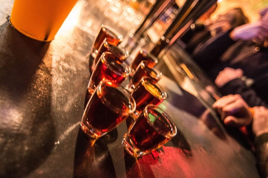 Brussels: Pub Crawl and Nightlife Party Experience - Who should book this Brussels nightlife experience?