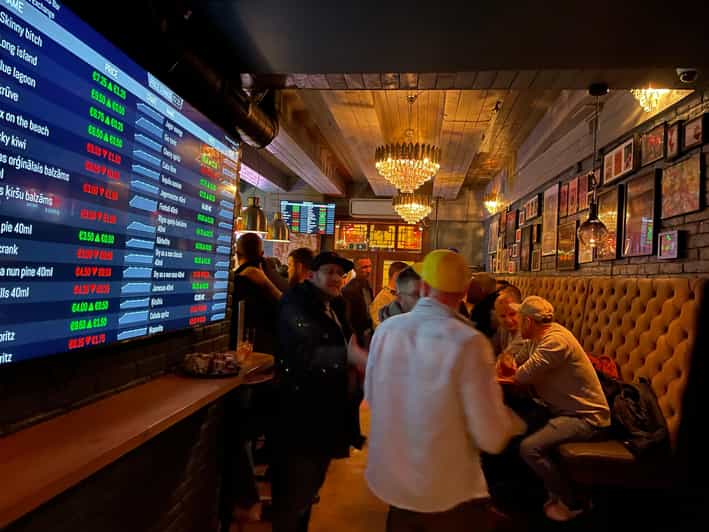 Bucharest Guided Pub Crawl - Skip the line and keep your group together