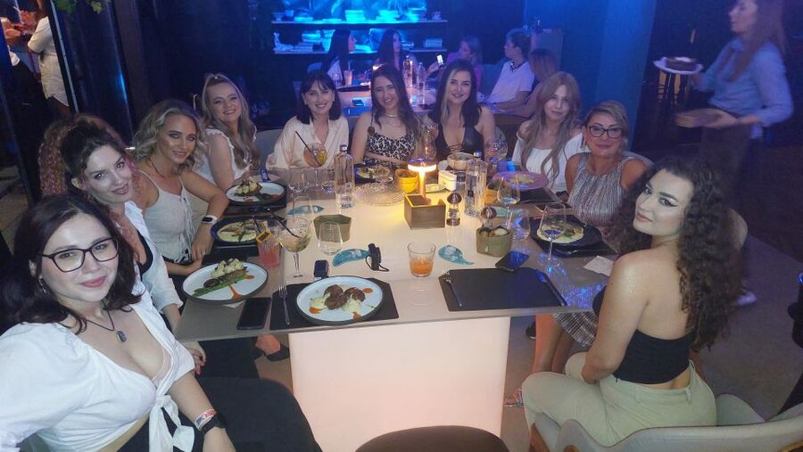 Bucharest: VIP Dining, Limo Ride & Clubbing - Rooftop or lounge drinks before the limo