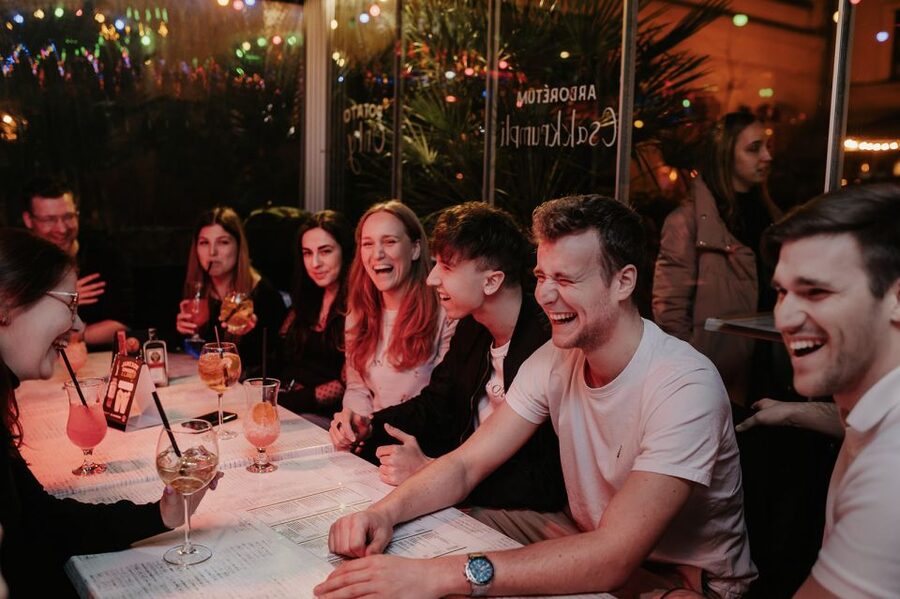 Budapest: Bar Crawl with a Local Guide - What this Budapest bar crawl actually feels like
