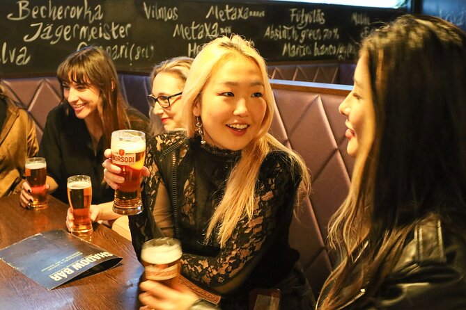 Budapest: Nightlife Bar Crawl Walking Tour - Wesselényi utca and the creative shot stop