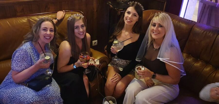 Budapest: Ruin Bar Pub Crawl with Entry Tickets - Who will enjoy this most