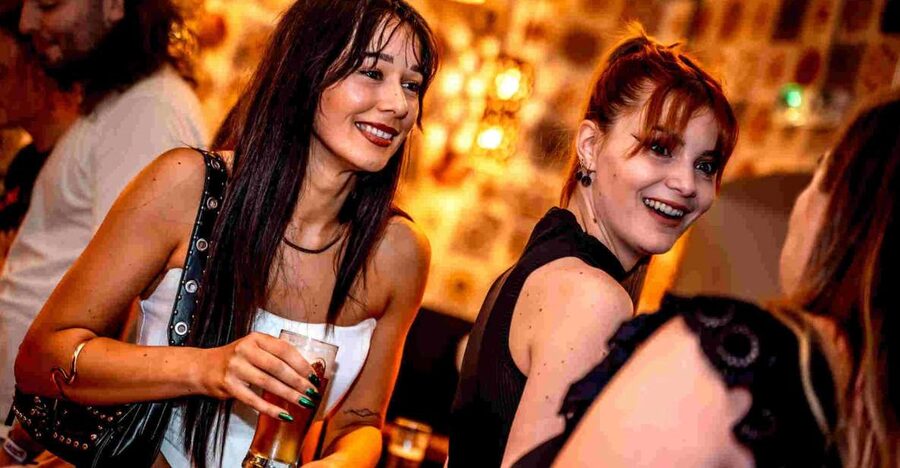 Budapest: Ruin Bar Pub Crawl with Entry Tickets - Starting at Becketts on Liszt Ferenc tér