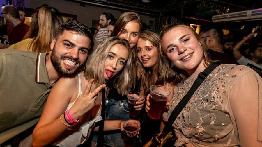 Budapest: Unmissable Bar Crawls with Shots & VIP Club Entry - Is the $21 price good value?