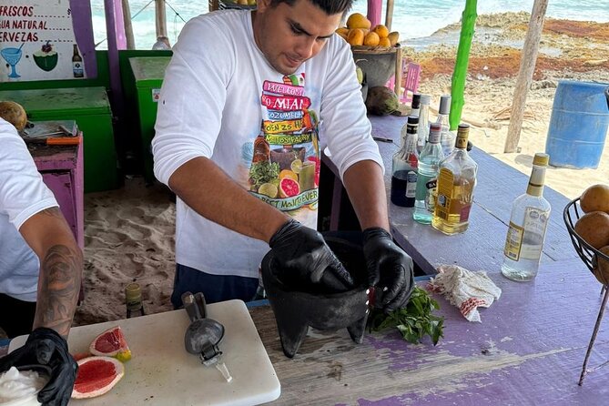 Buggy tour of the bars of Cozumel, Mexico - Stop one: Welcome to Miami Downtown