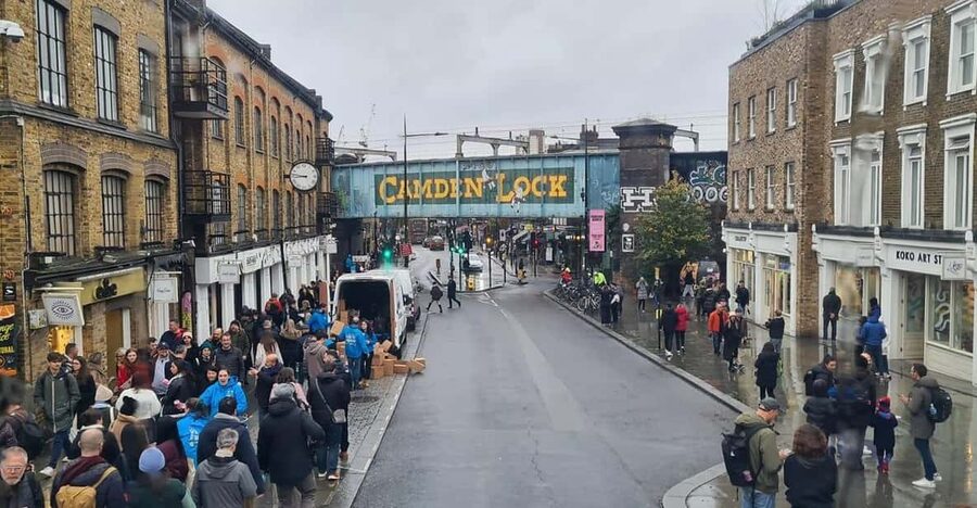 Camden Pub and Walking Tour - Edinboro Castle changes the mood again