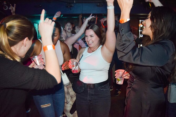 Camden Pub Crawl in London - Staying comfortable and safe in Camden at night