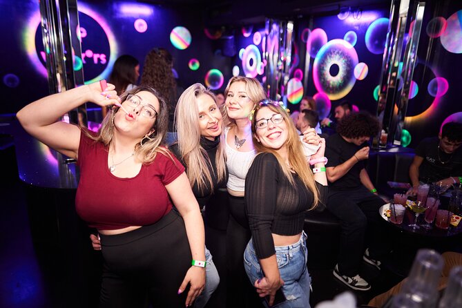 Camden Pub Crawl in London - Moving through five Camden venues