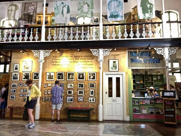 Cape Town Hostel Pub Crawl & LinkUps - Key points at a glance