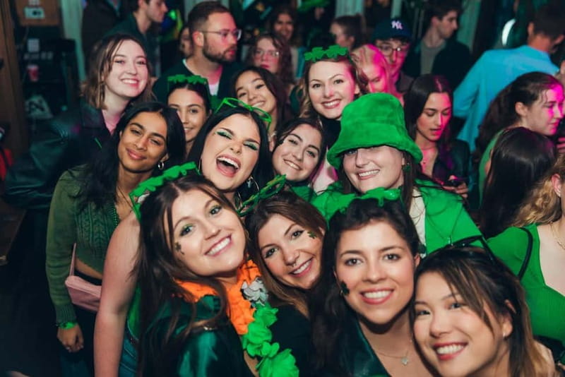 Cardiff: Guided Bar Crawl with Shots and Nightclub Entry - Key points to know before booking