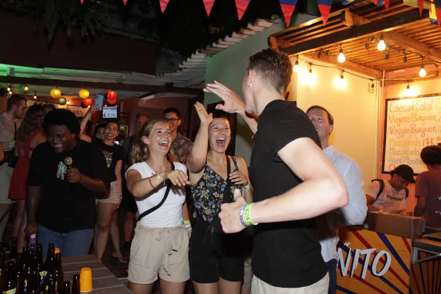 Cartagena: Pub Crawl with Dancing Lessons and Free Shots - Shoes and clothing matter more than you might expect