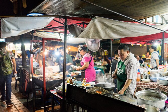 Chiang Mai Bar Hopping Night Tour - Starting with street food at Chang Phuak Market