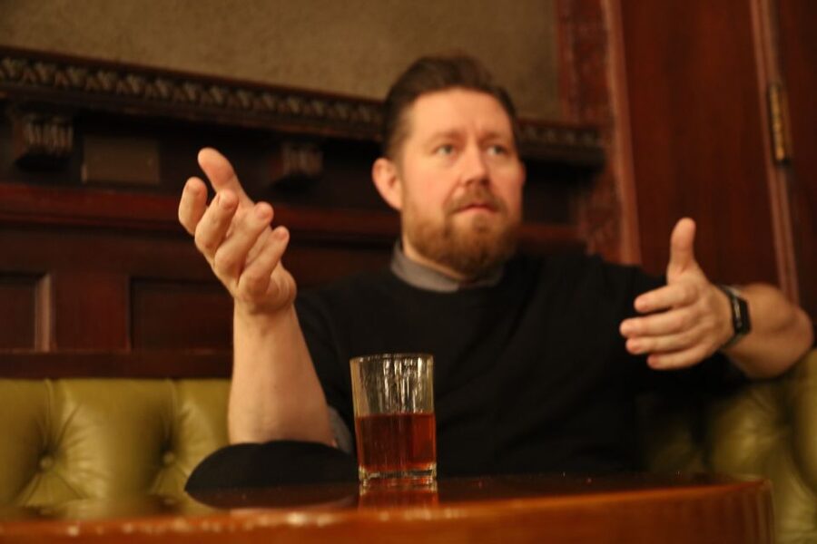 Chicago: Prohibition Speakeasies Bus Tour or Walking Tour - Jonathan Knotek’s storytelling style