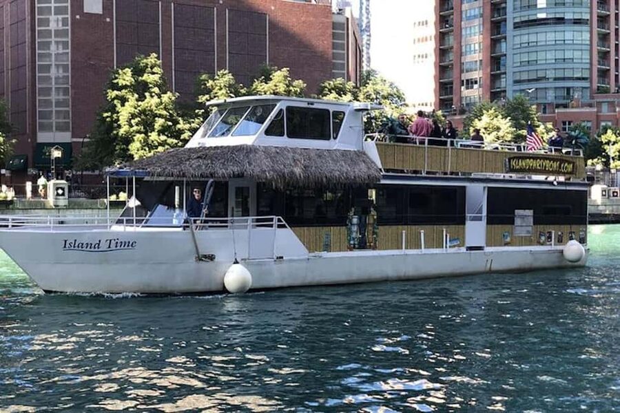 Chicago: Tiki Bar Cruise on Chicago River or Lake Michigan - The bar, drink costs, and long lines