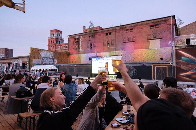 Cloud 9 Crawl High Life Meets Night Life - Starting beside the Wall and the Spree at 8 pm