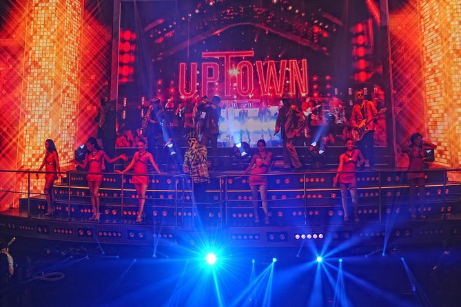 Coco Bongo Cancun Nightclub - Who will enjoy this night most?