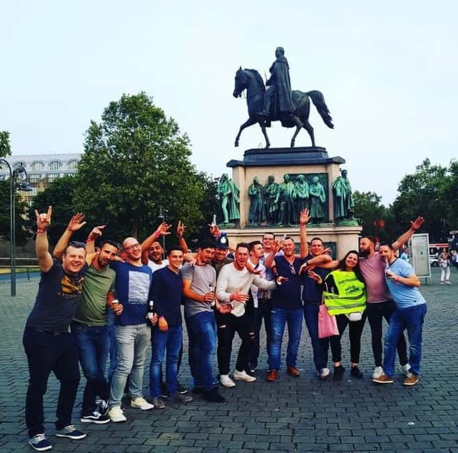 Cologne Pub Crawl - 4 Locations, Shots & Club Entry - Four stops, four hours, and a changing mood