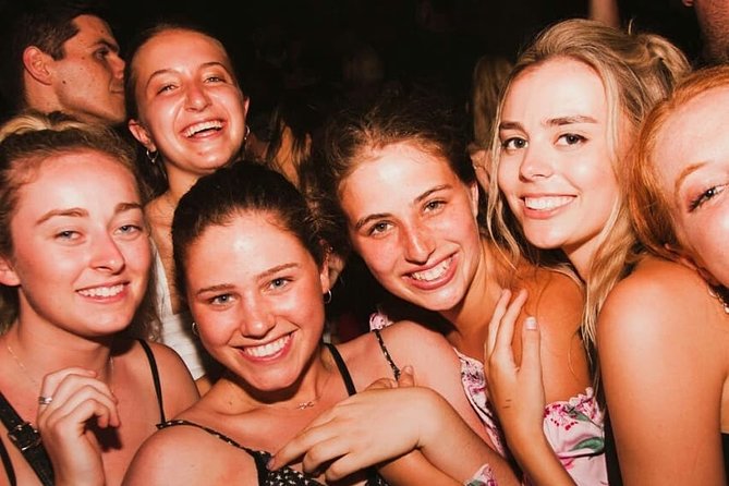 Columbo Pub Crawl Belgrade - Party extras make this social, not cultural