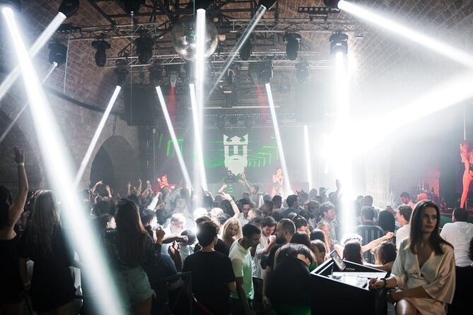 Columbo Pub Crawl Dubrovnik - Who should book this Dubrovnik night out?