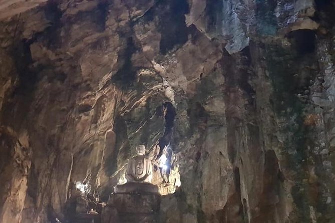 DA NANG NIGHTLIFE Tour with MARBLE MOUNTAIN & LADY BUDDHA STATUE, DRAGON BRIDGE - What the private format is really worth