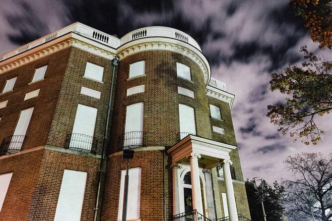 DC Ghosts Boos and Booze Haunted Pub Crawl By US Ghost Adventures - The National Theatre and a jealous actor