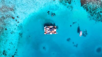 Denarau: Seventh Heaven Floating Bar Day Trip