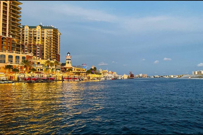Destin's Floating Tiki Bar Cruise: 360° Harbor Views - The captains make a real difference