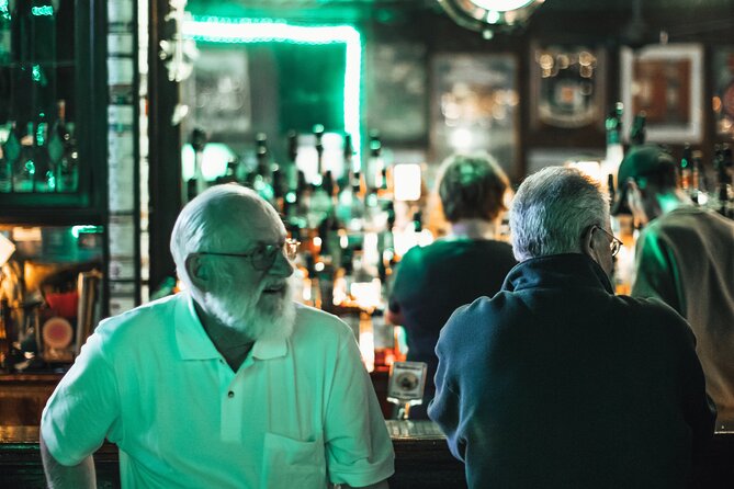 Detroit Drunks of Antiquity Historic Bar Tour - Nancy Whiskey Pub, music and a lively finish