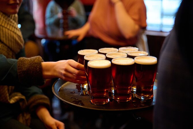 Devour London Historical Pub Tour:Traditional British Food & Ales - The guides make the difference