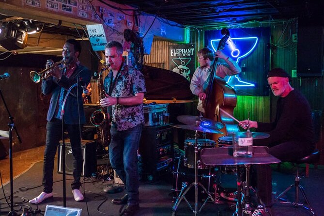 Downtown Austin Live Music Pub Crawl - Starting beneath the Driskill Hotel’s Victorian ceiling