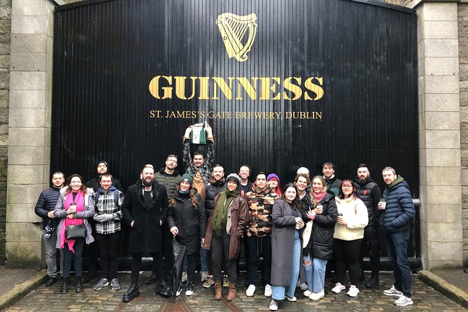 Drinks on Foot: Dublin Traditional Pub Tour - Kevin, Aoife, and the value of a good guide