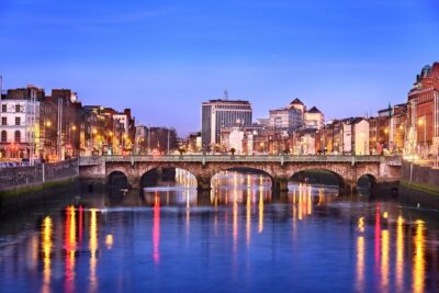 Dublin Private Custom Tour, Off-The-Beaten-Path in Temple Bar with a Local