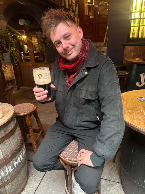 Dublin: Pub Tour. Pour The Perfect Guinness, Whiskey & Music - What the $90 price covers