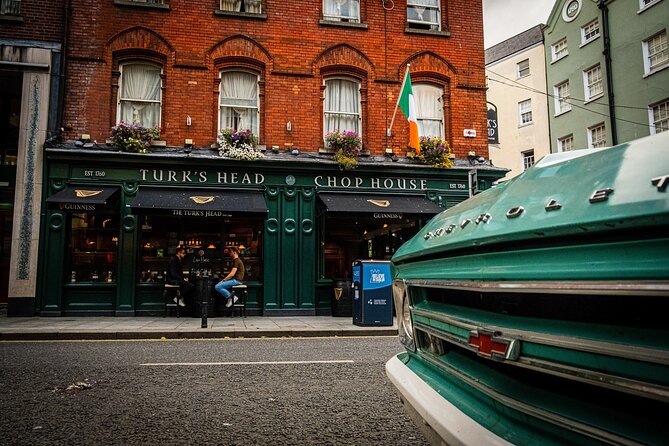 Dublin Temple Bar Night Tour - A Spanish guide puts the pub traditions in context