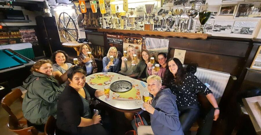 Duisburg-Ruhrot: Historic Harbor Pub Tour - Meeting at Neumarkt 19