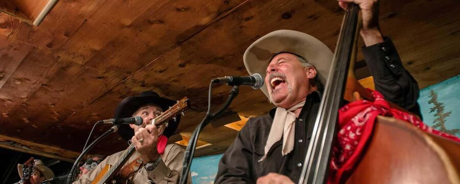 Durango: Bar D Chuckwagon Supper and Show Ticket - Arriving at the Bar D village north of Durango