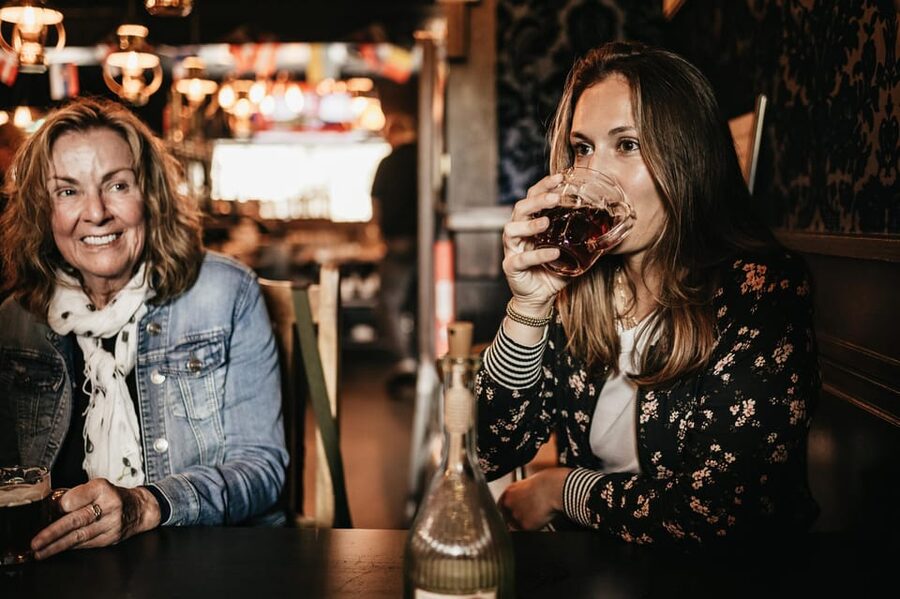 Edinburgh: Pubs and History Guided Walking Tour with Beer - First tastings in Edinburgh’s Old Town