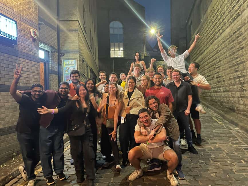 Edinburgh: Ultimate Pub Crawl Party with 7 Bars & 1 Club - What the free shots really mean
