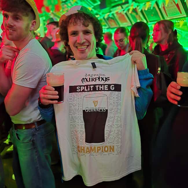 Edinburgh: Ultimate Pub Crawl Party with 7 Bars & 1 Club - Booking flexibility and practical planning